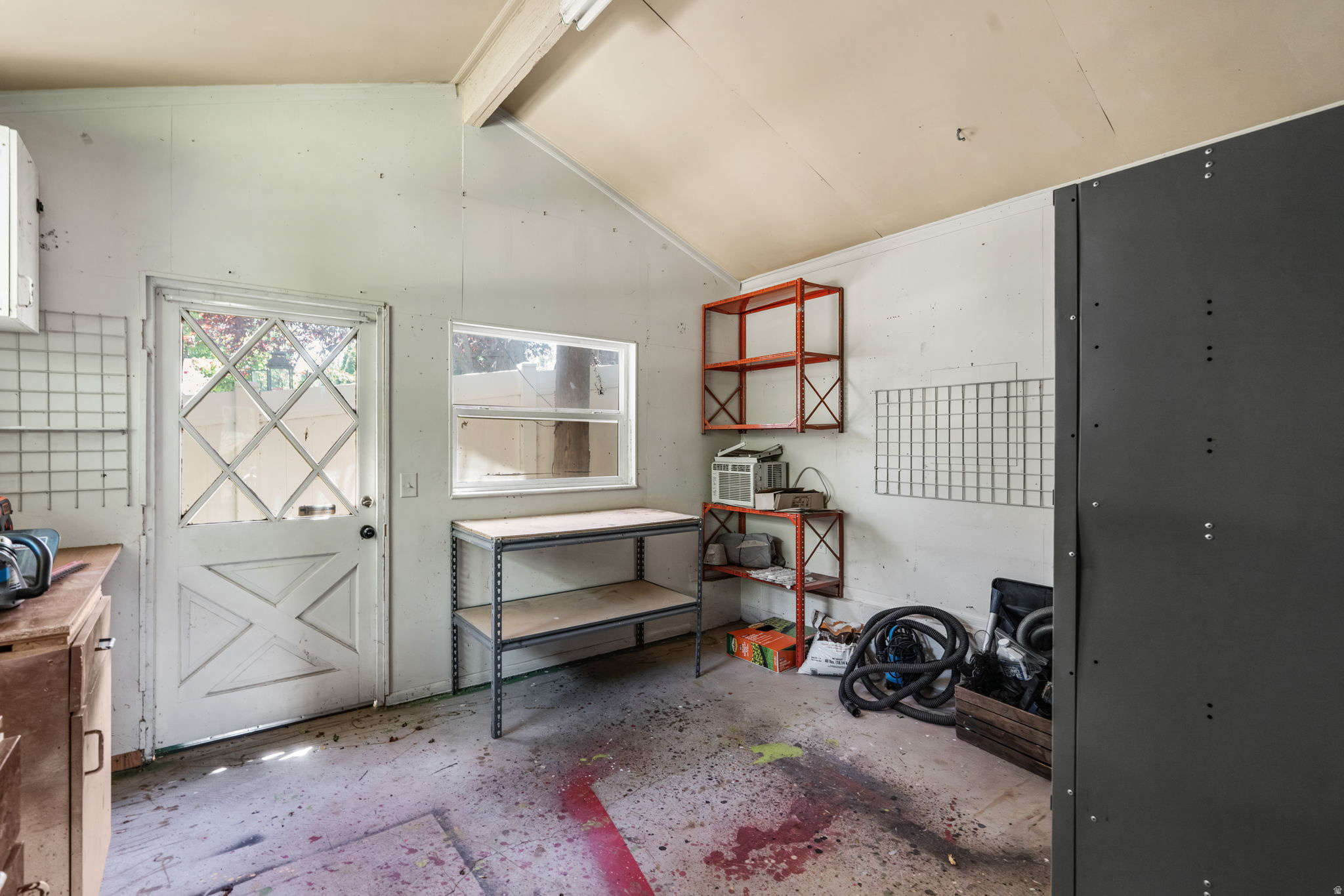 LA SALLE ACRES - Residential