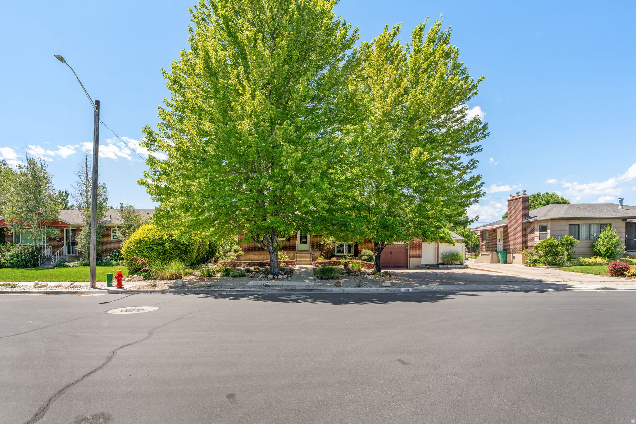 LA SALLE ACRES - Residential
