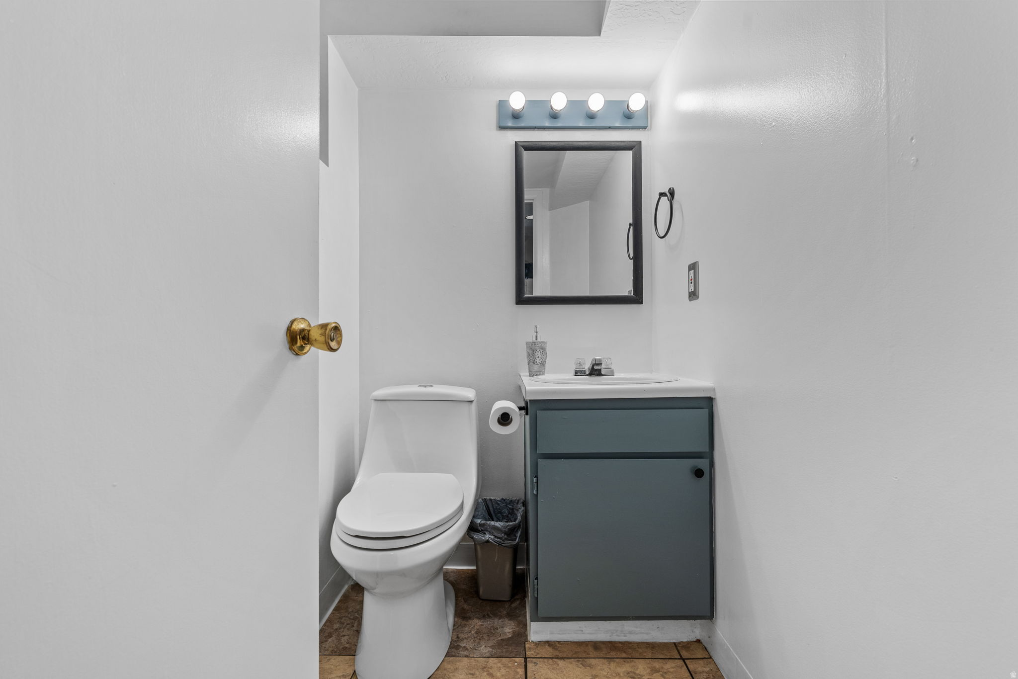 LA SALLE ACRES - Residential