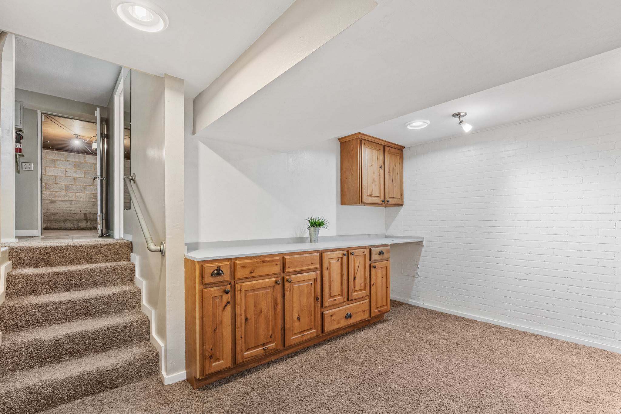 LA SALLE ACRES - Residential