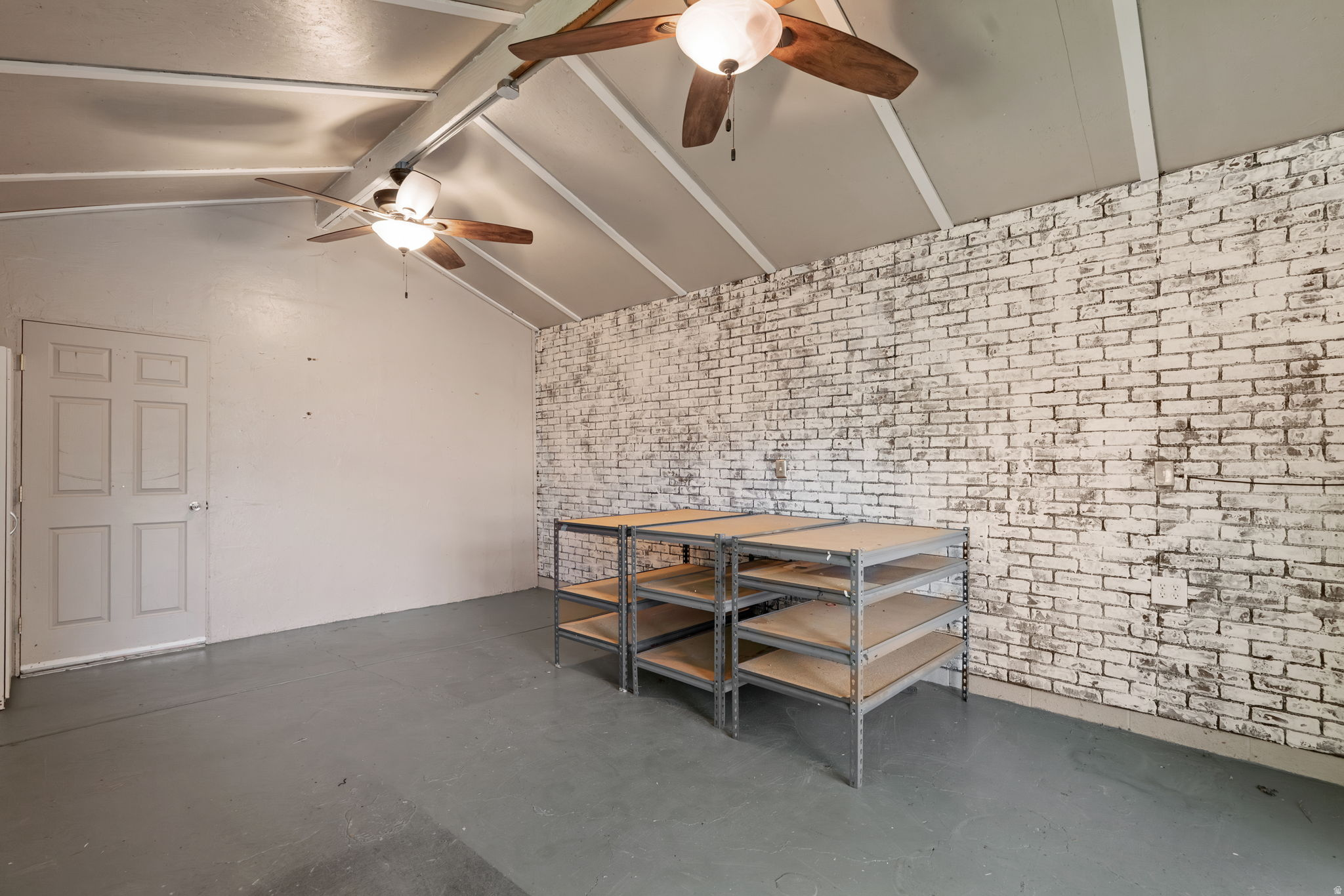 LA SALLE ACRES - Residential