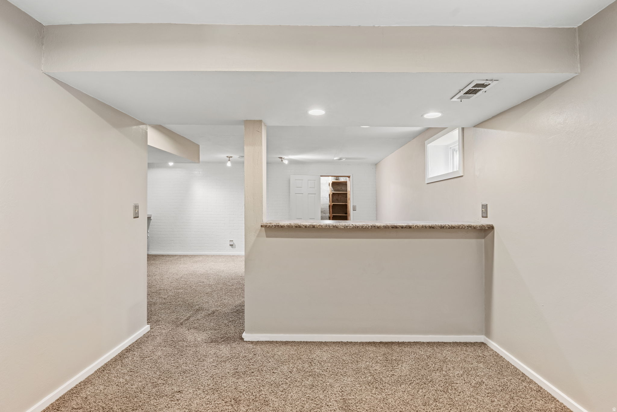 LA SALLE ACRES - Residential