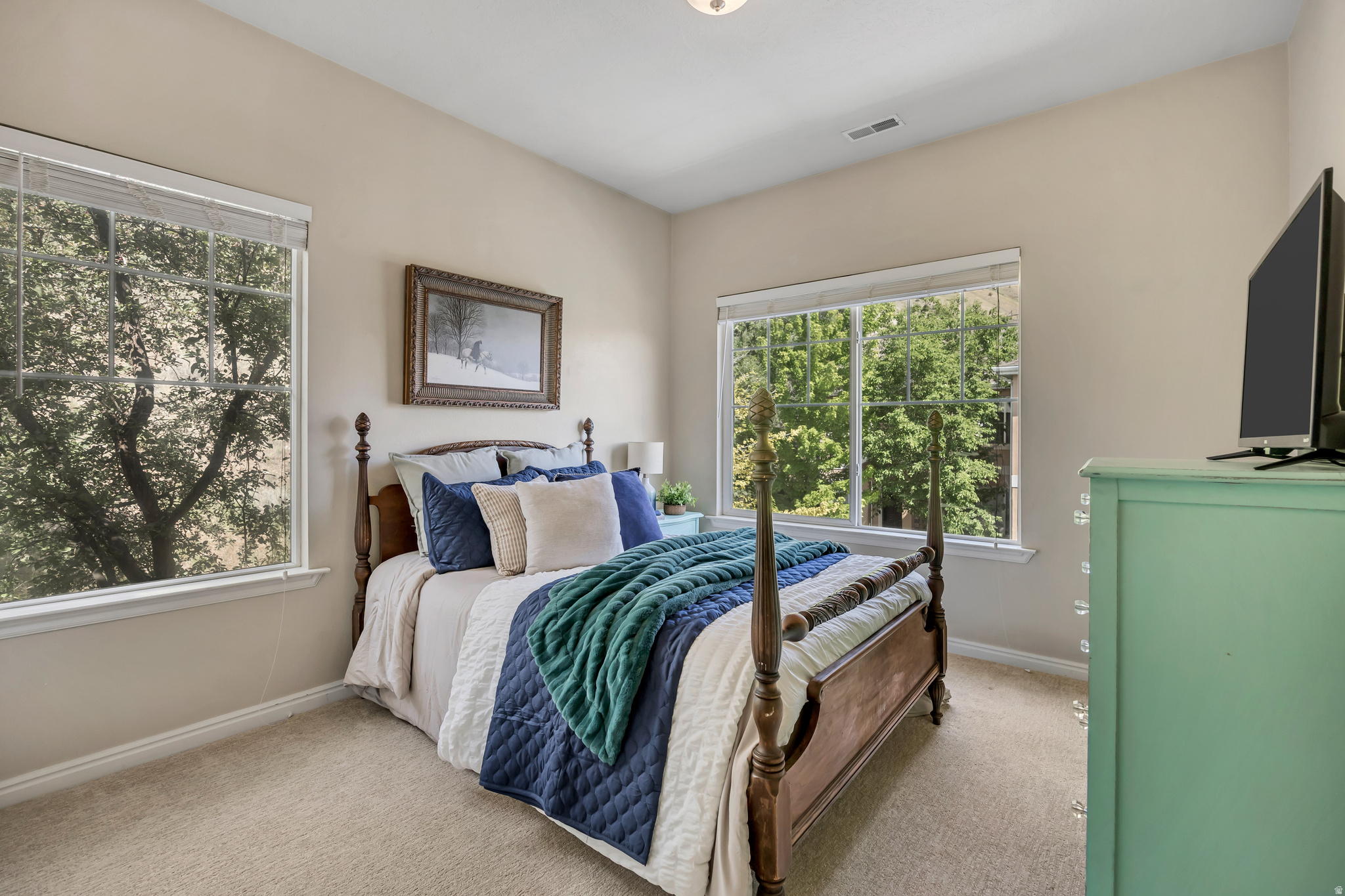 CANYON MEADOWS - Residential