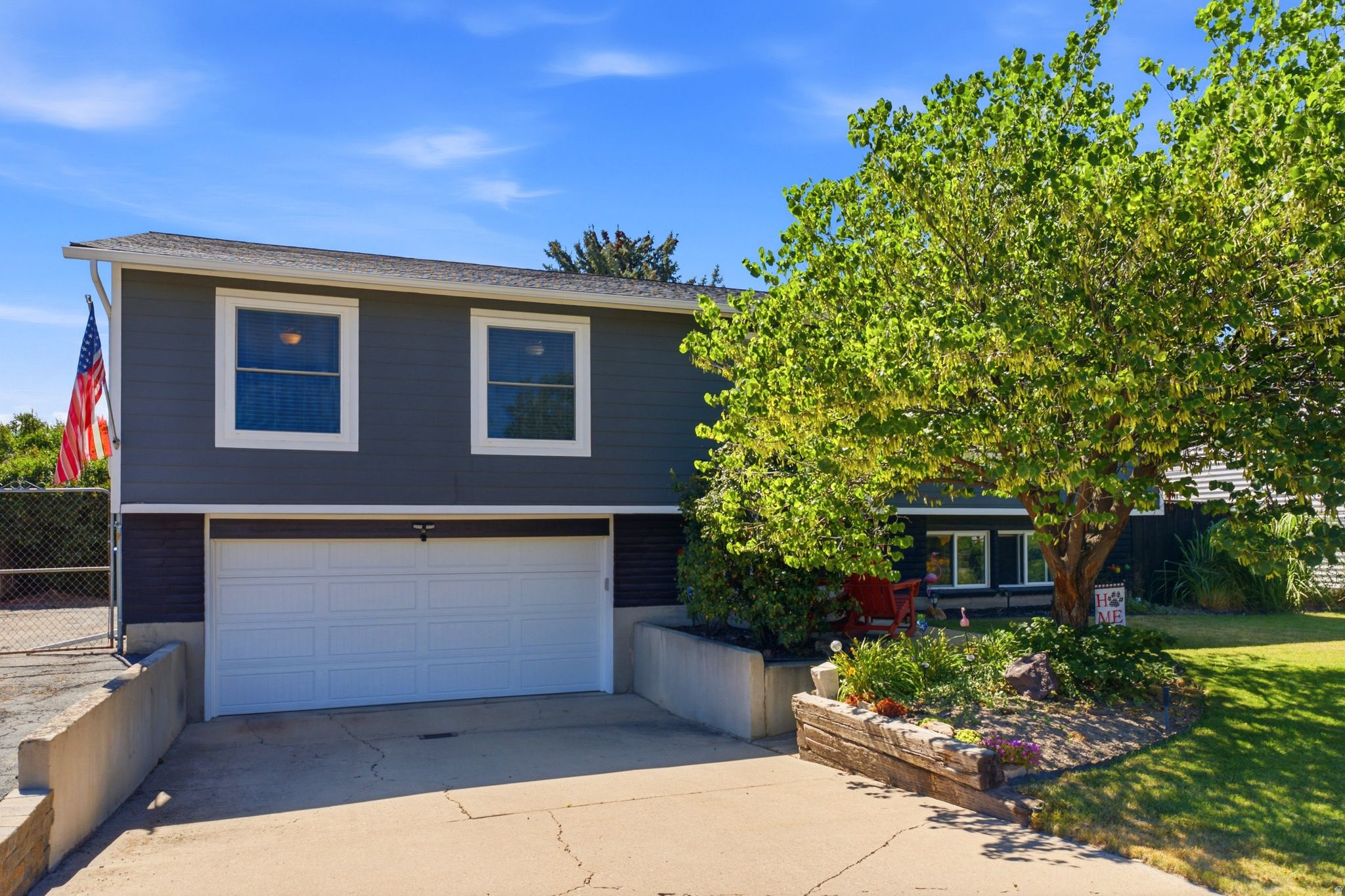 PIONEER ESTATES - Residential