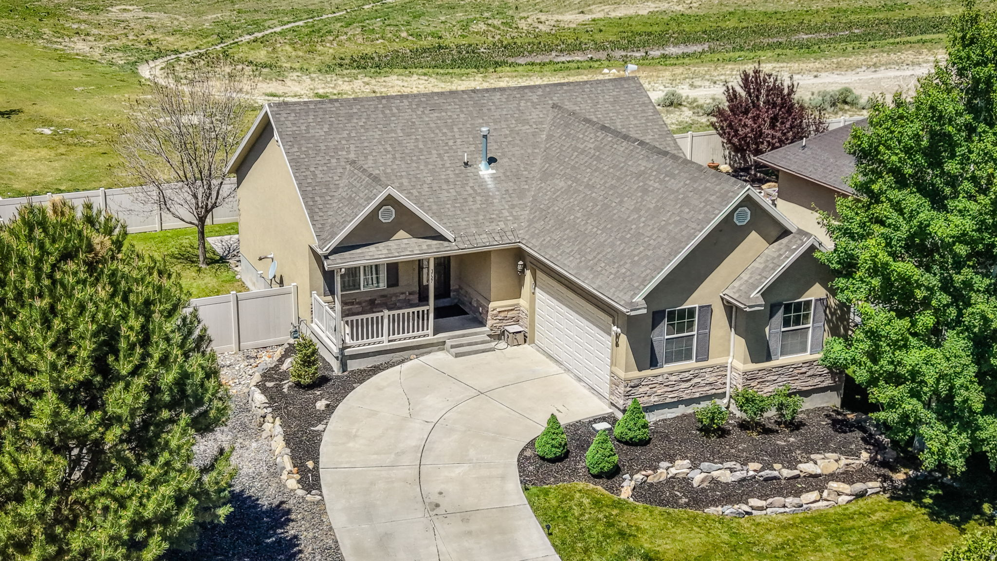 EAGLE POINT - Residential