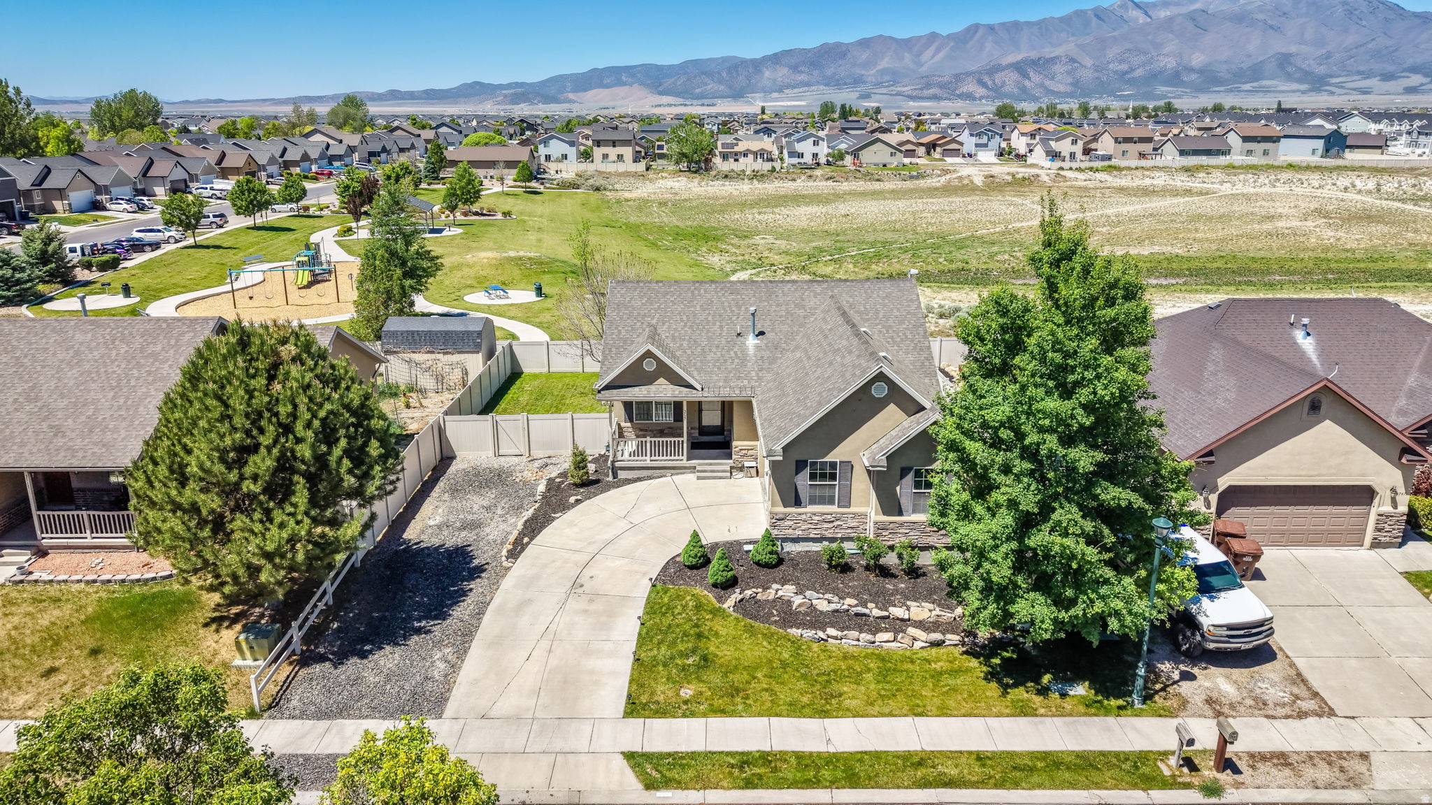 EAGLE POINT - Residential