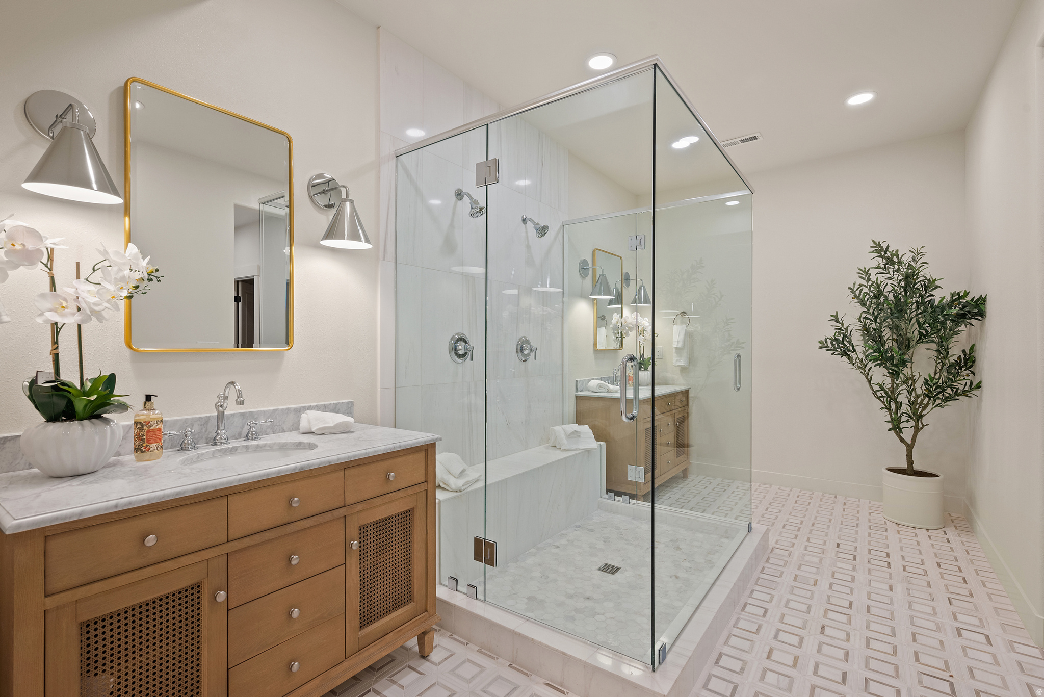 VALLEY HILLS ESTATES - Residential