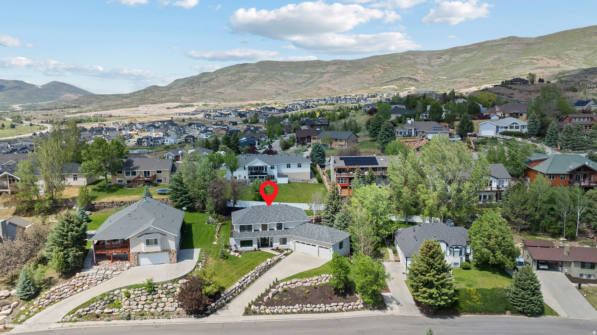 VALLEY HILLS ESTATES - Residential