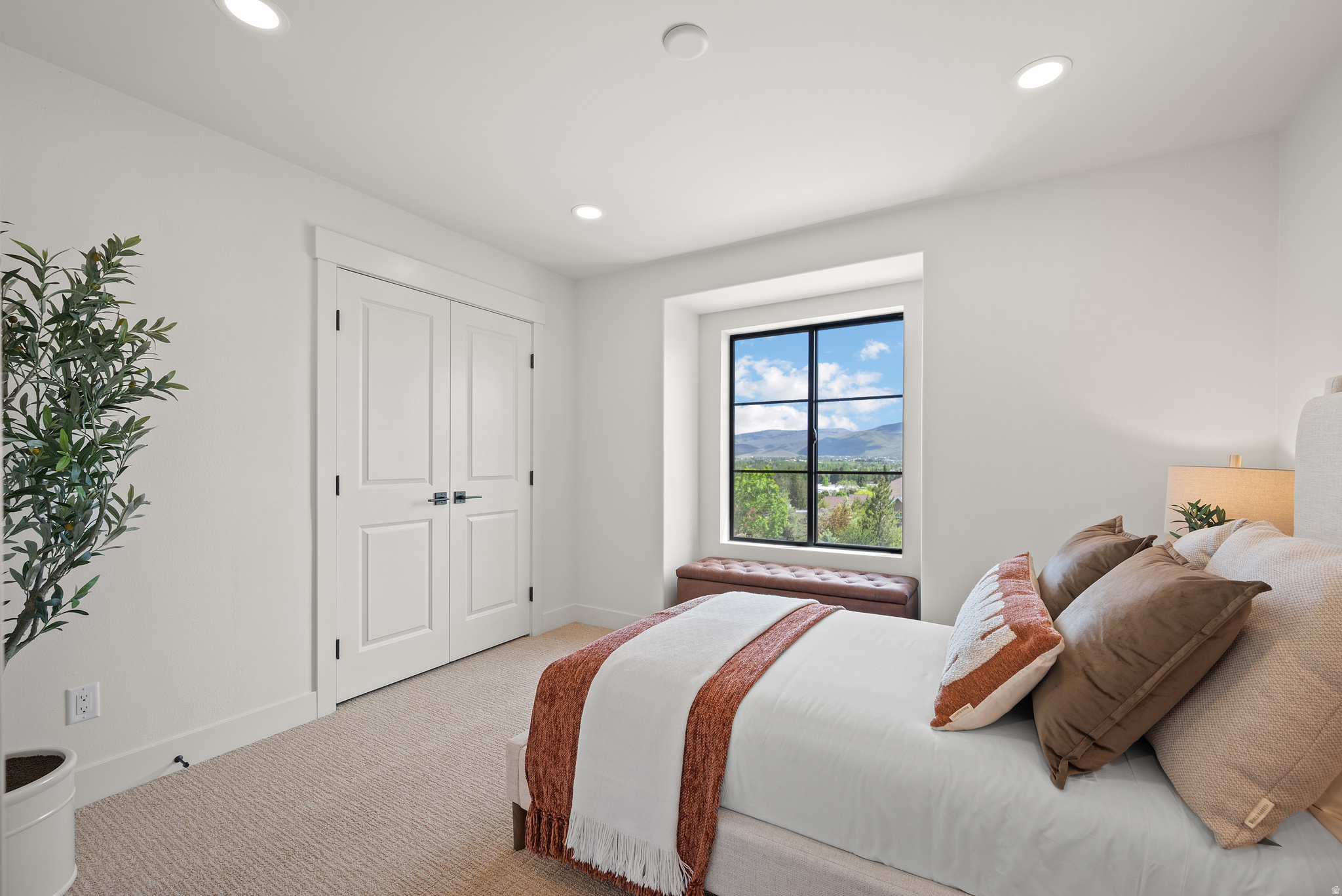 VALLEY HILLS ESTATES - Residential
