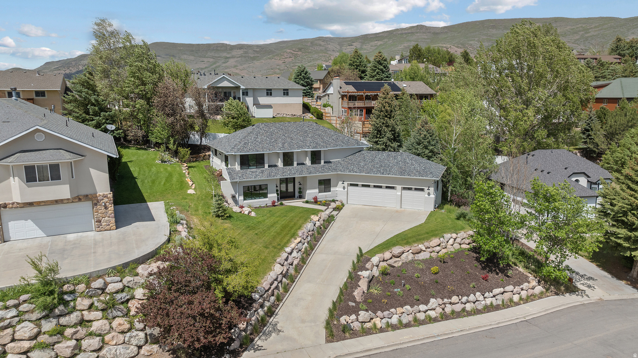 VALLEY HILLS ESTATES - Residential