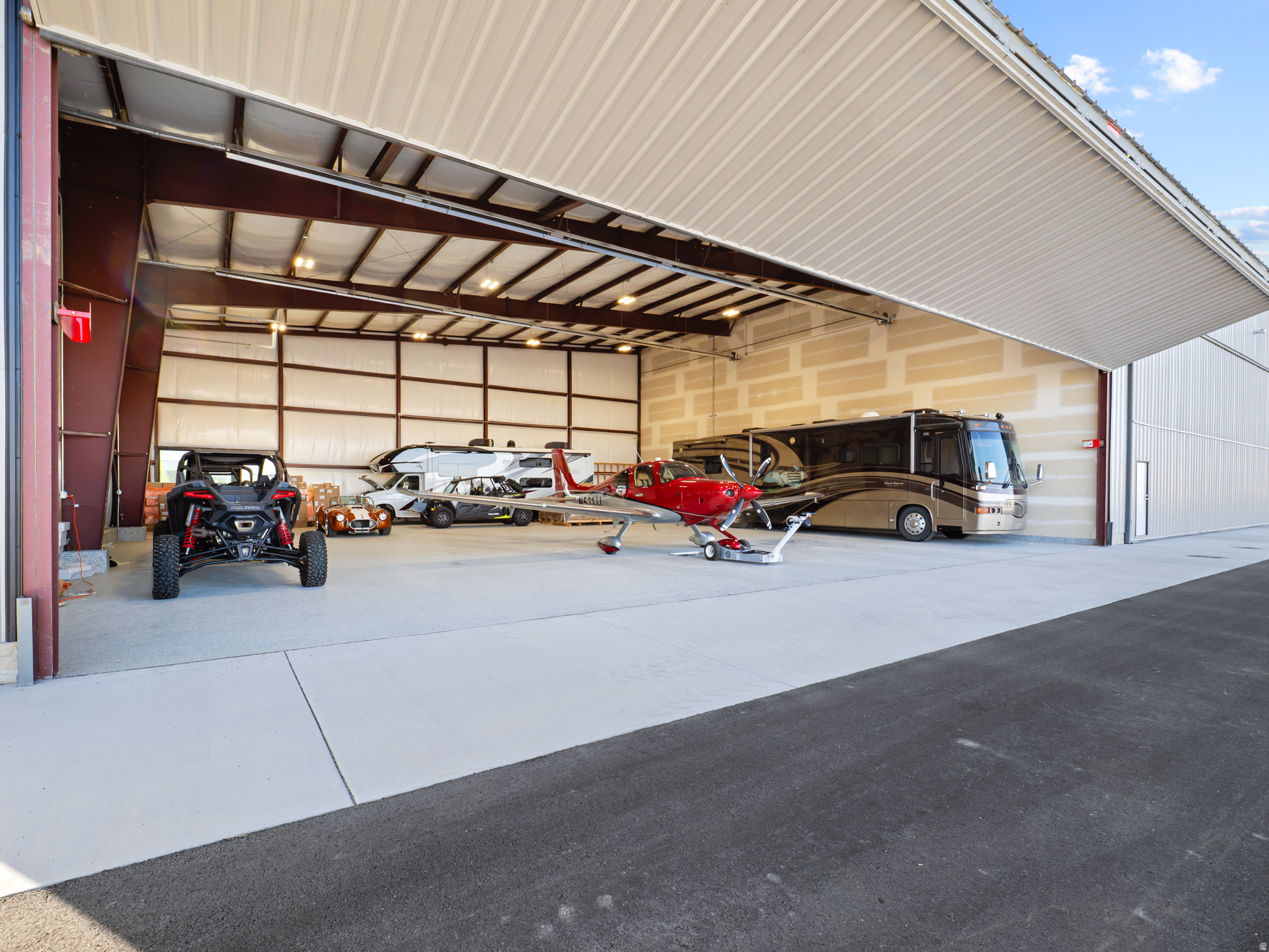 SPANISH FORK MUNICIPAL AIRPORT - Commercial Sale