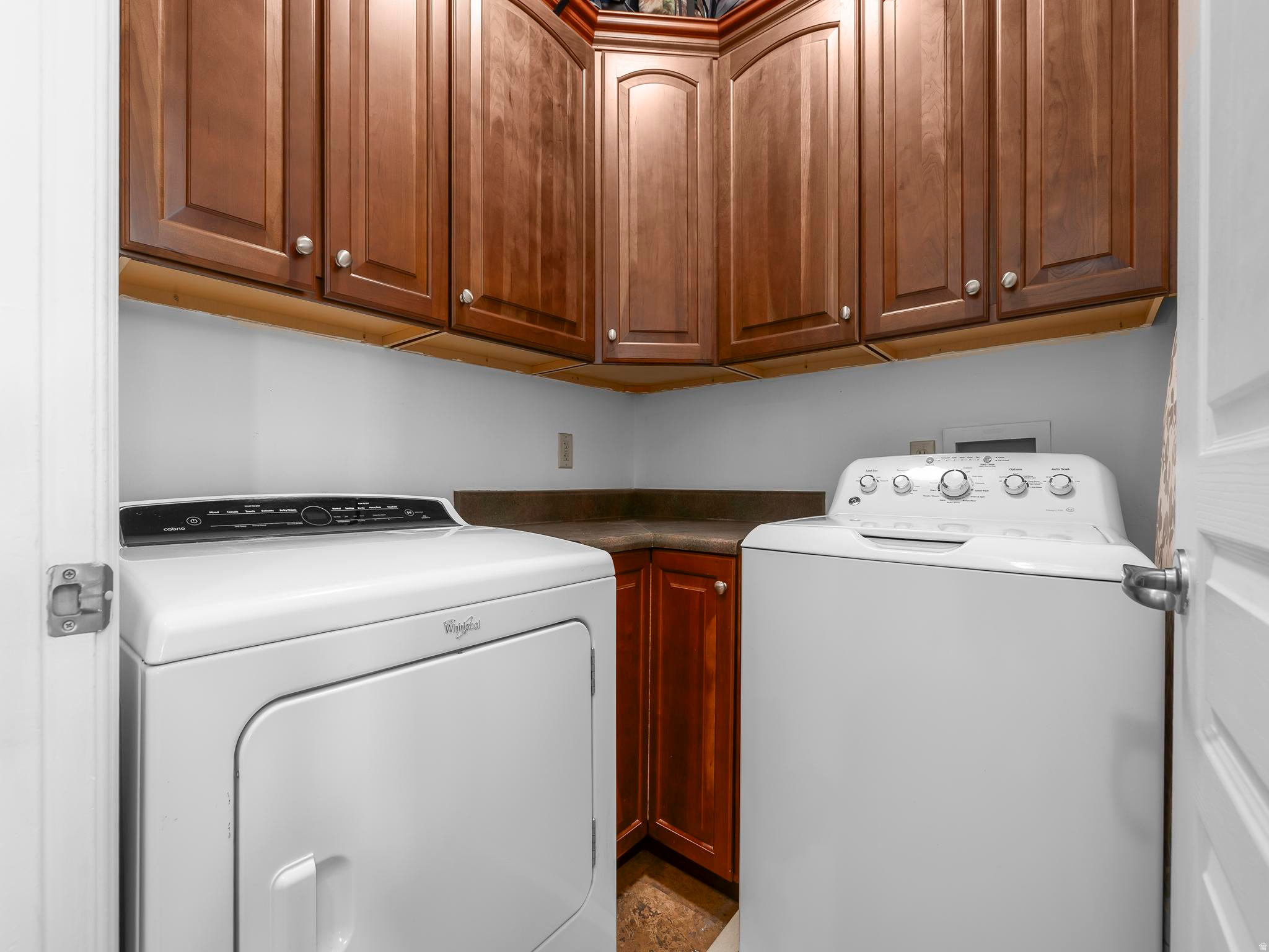 TRAVERSE MOUNTAIN - Residential