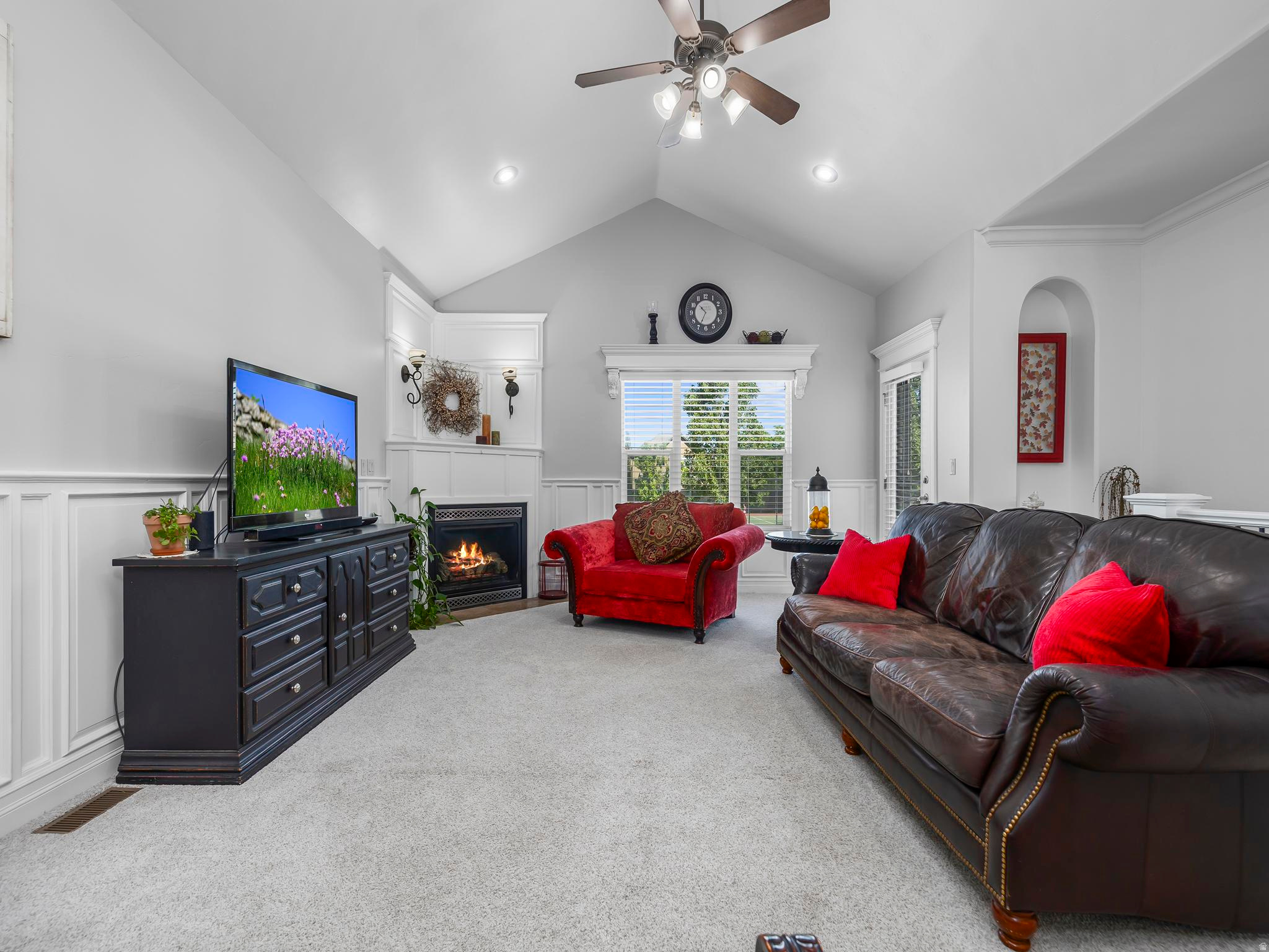 TRAVERSE MOUNTAIN - Residential