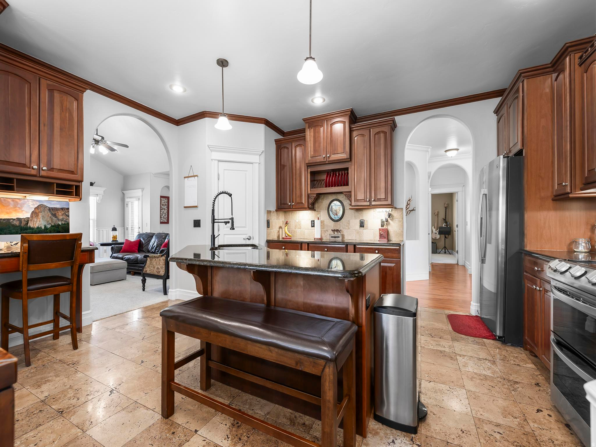 TRAVERSE MOUNTAIN - Residential