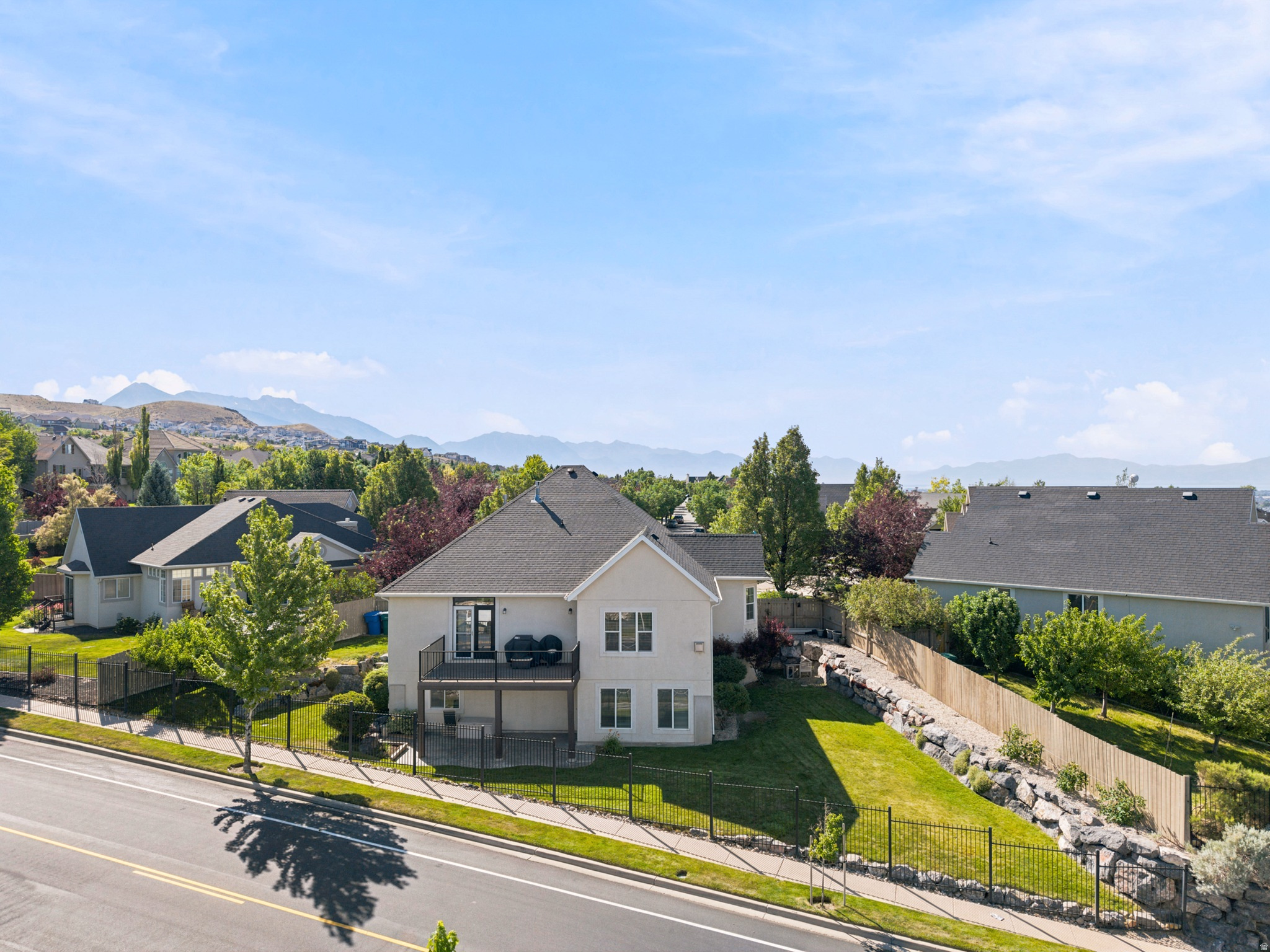 TRAVERSE MOUNTAIN - Residential