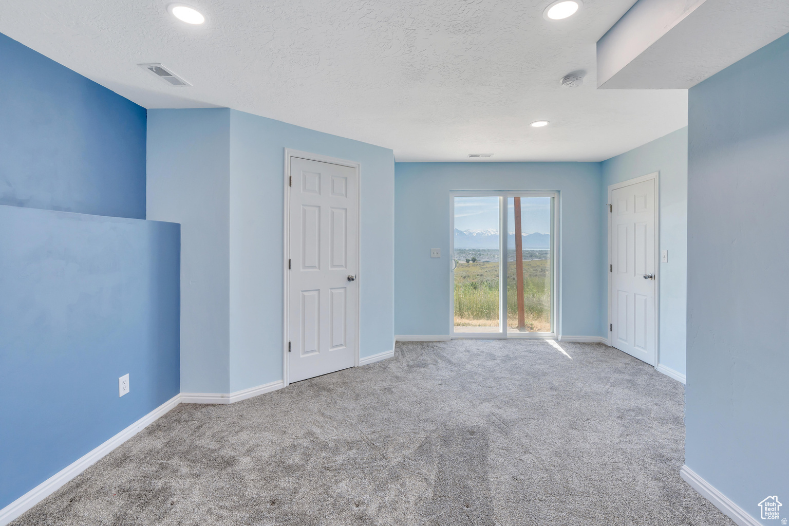HARVEST HILLS - Residential