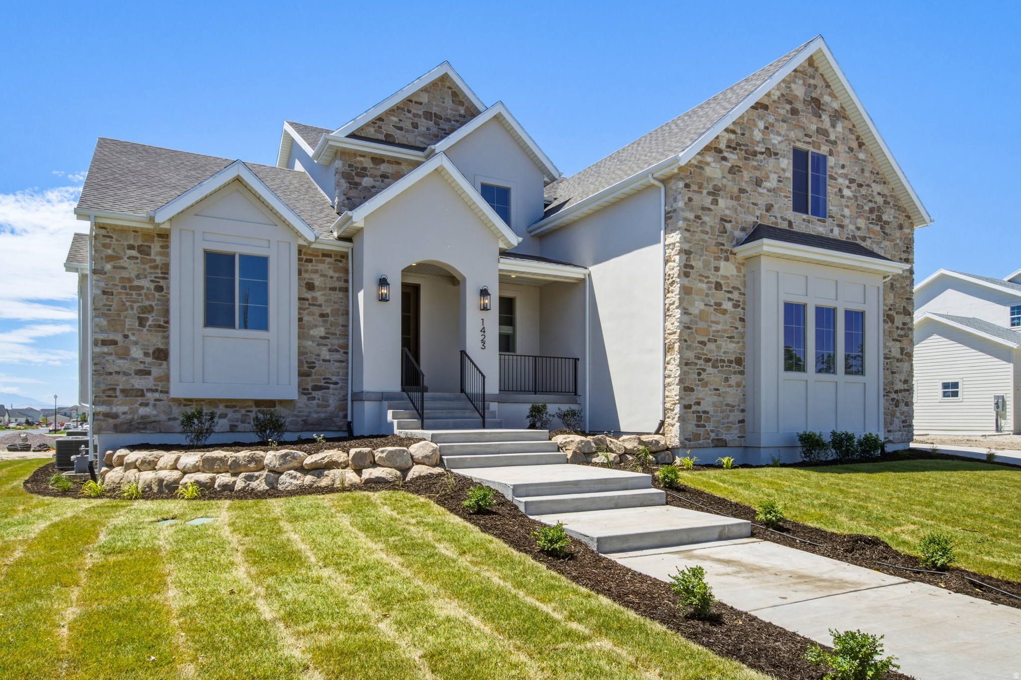 PIONEER HEIGHTS - Residential