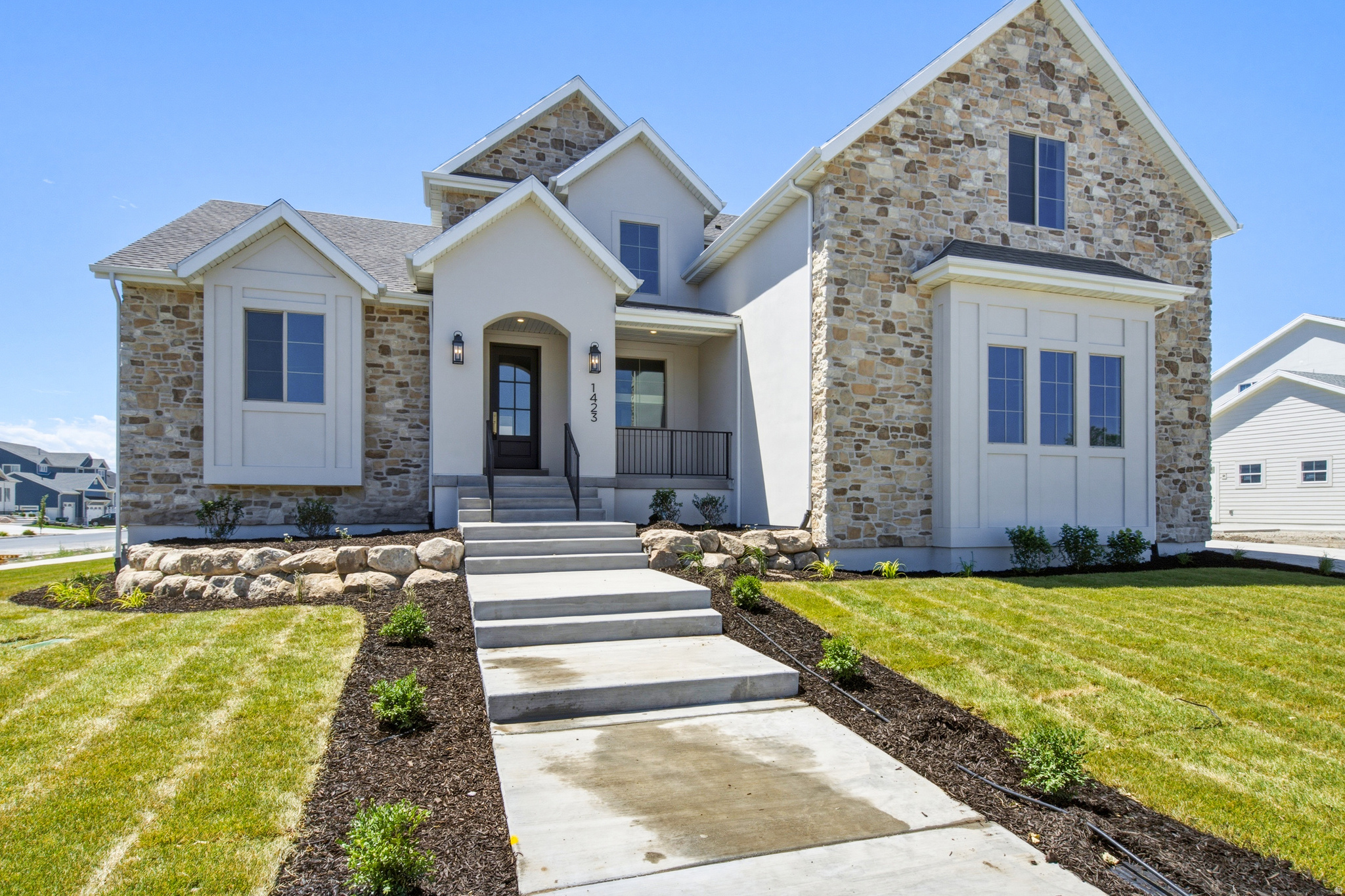 PIONEER HEIGHTS - Residential