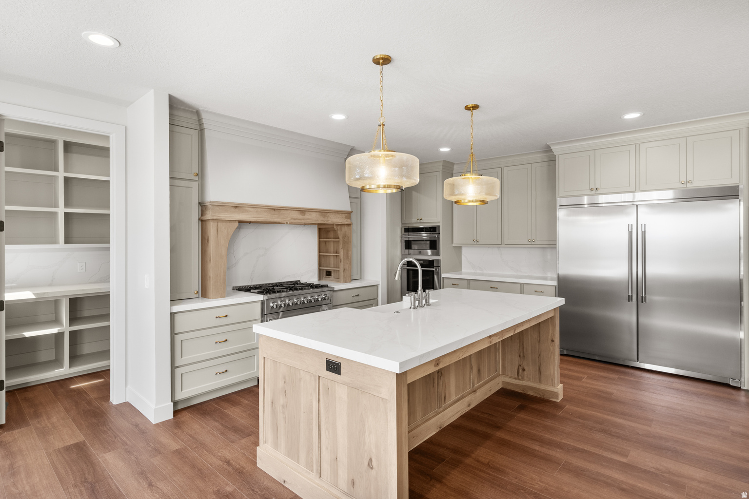 PIONEER HEIGHTS - Residential