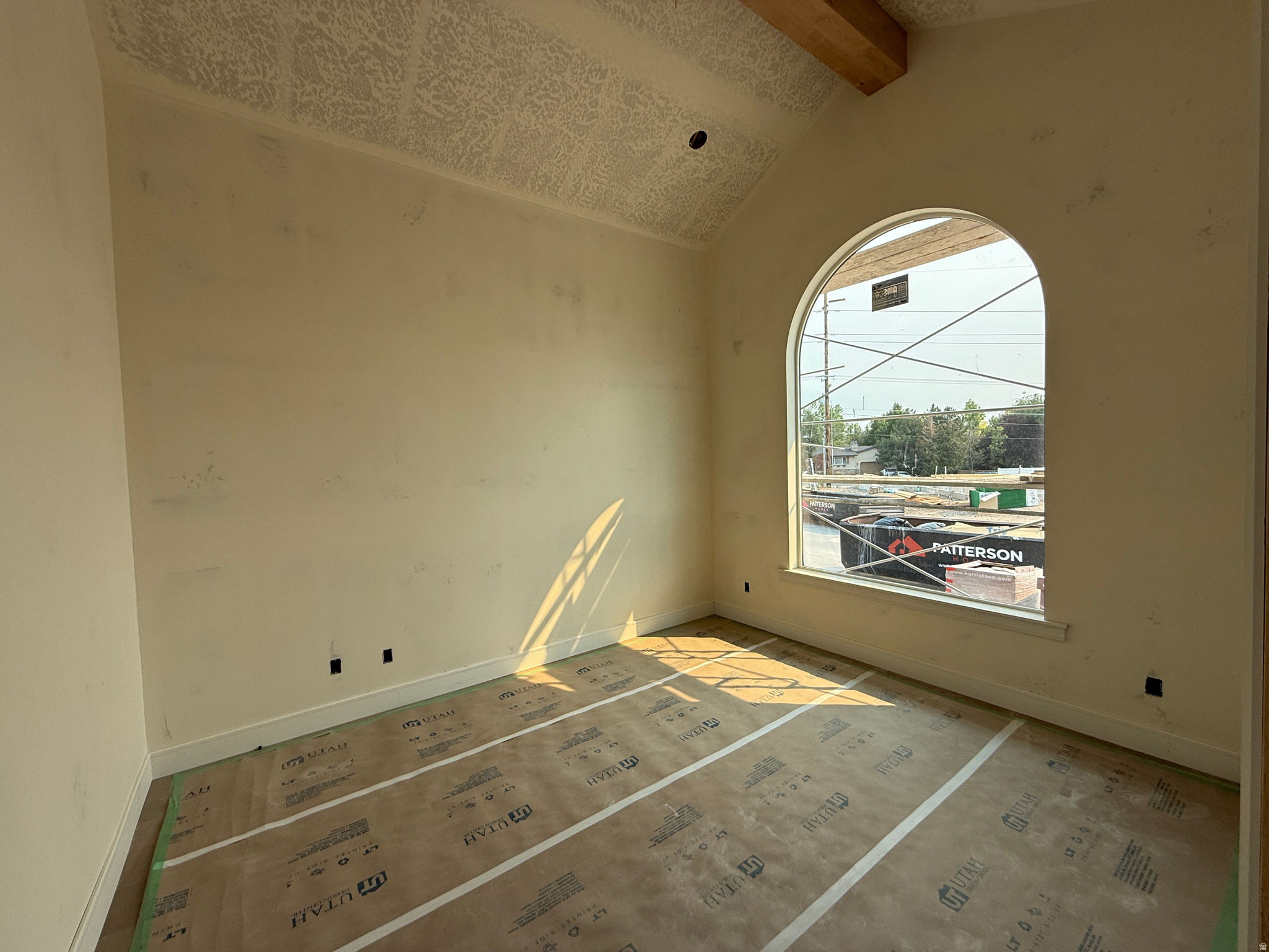 BELMONT EAST - Residential