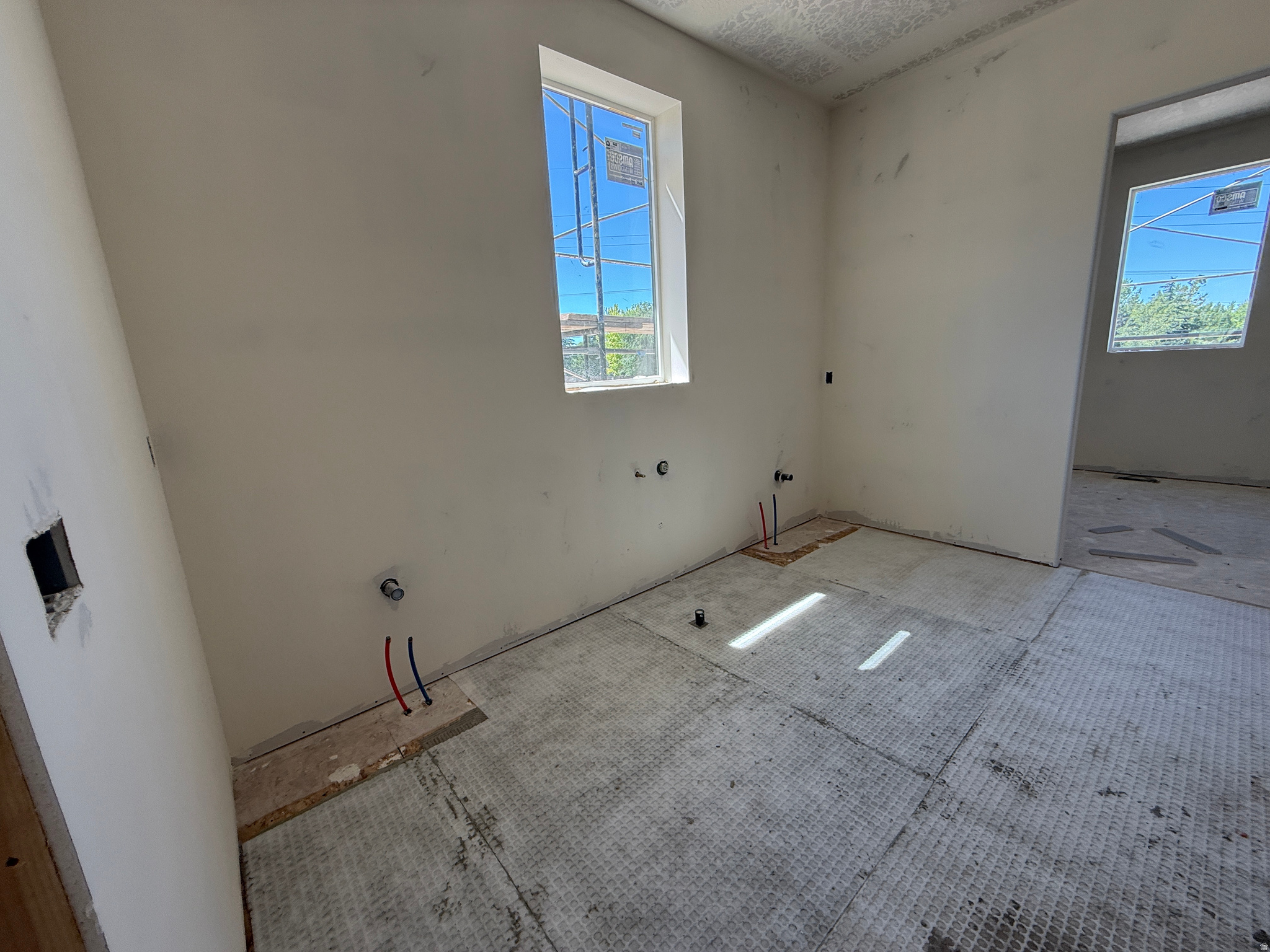 BELMONT EAST - Residential