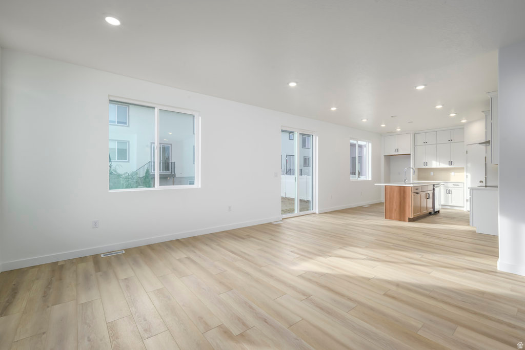 WATERSTONE - Residential