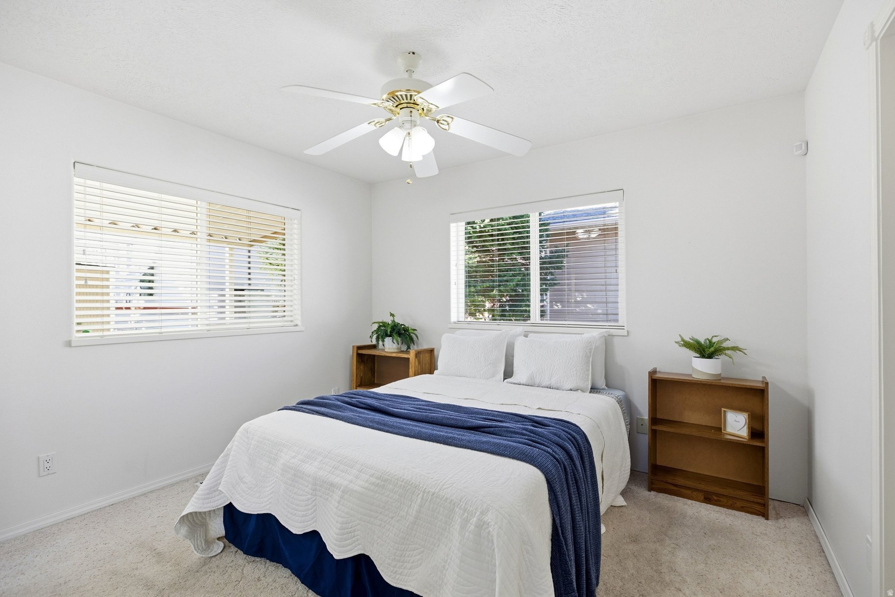 KINGS ROW EST 2 AMD - Residential