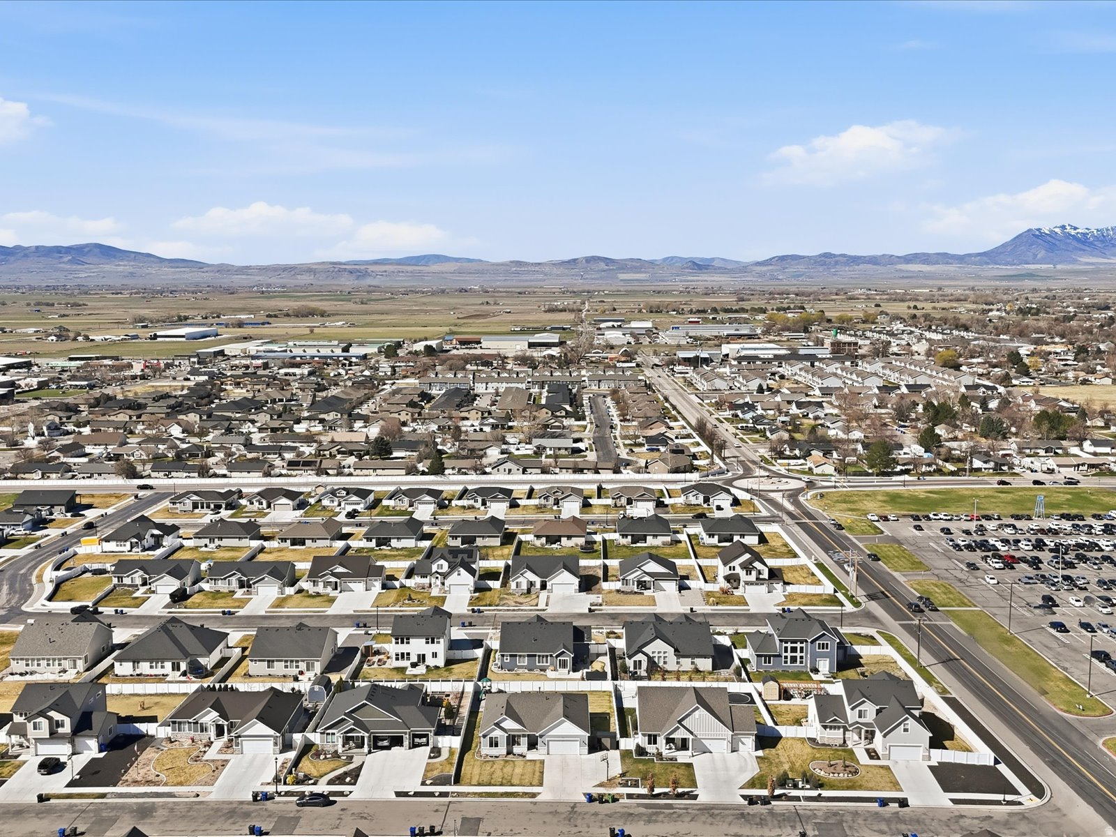 EASTVIEW LANDING - Residential