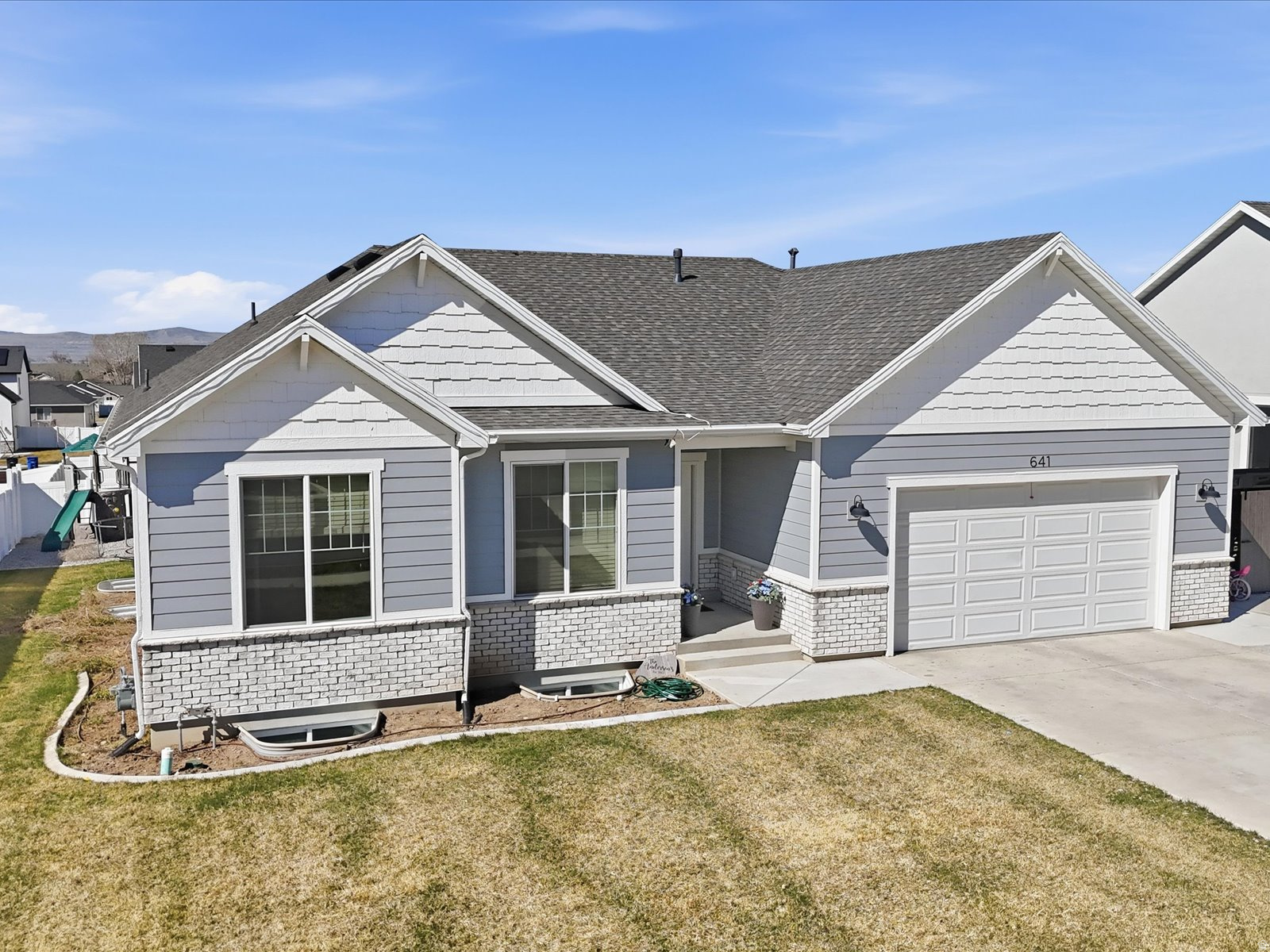 EASTVIEW LANDING - Residential