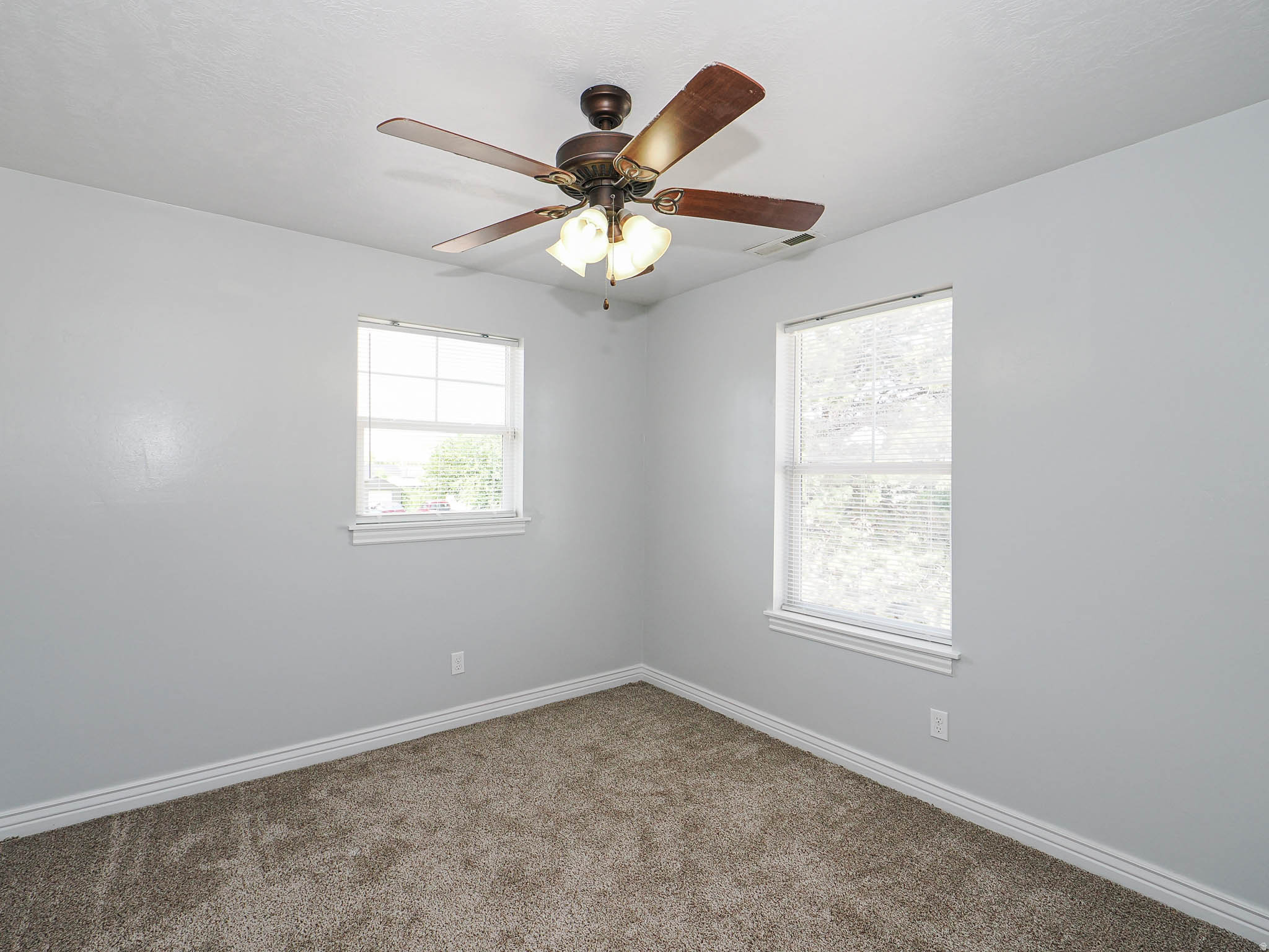 CONCORD COURT - Residential