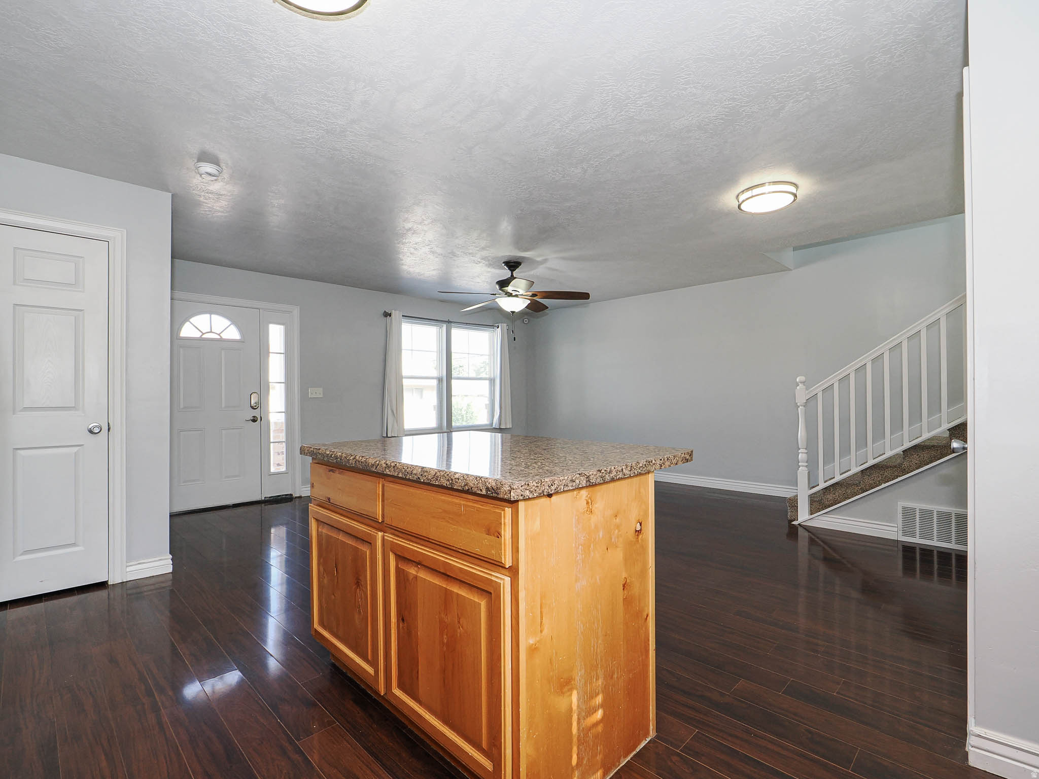 CONCORD COURT - Residential