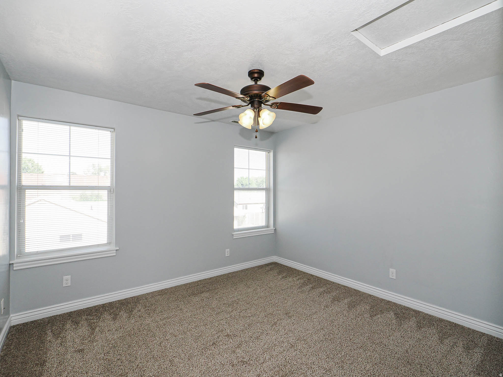 CONCORD COURT - Residential