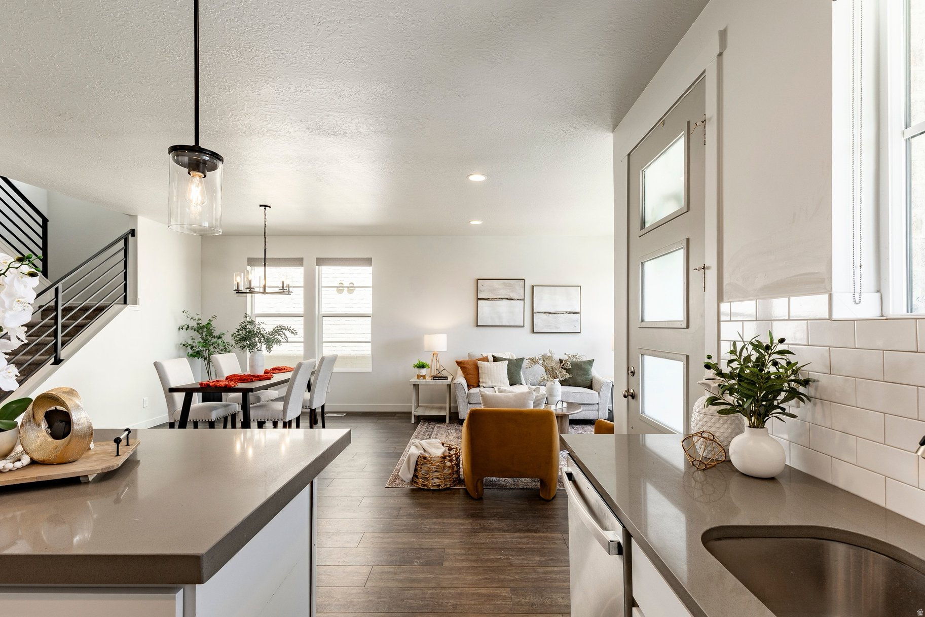 PARKVIEW COTTAGES - Residential