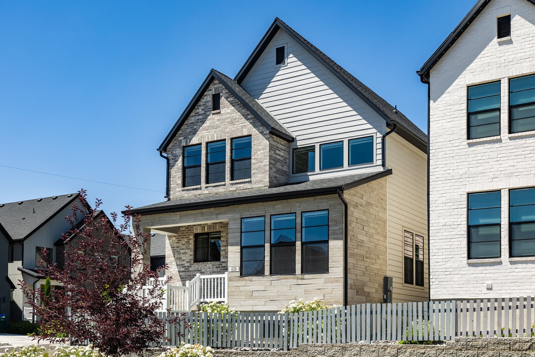 PARKVIEW COTTAGES - Residential