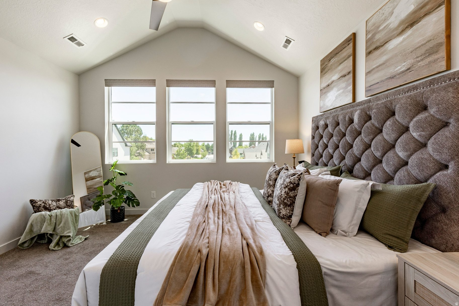 PARKVIEW COTTAGES - Residential