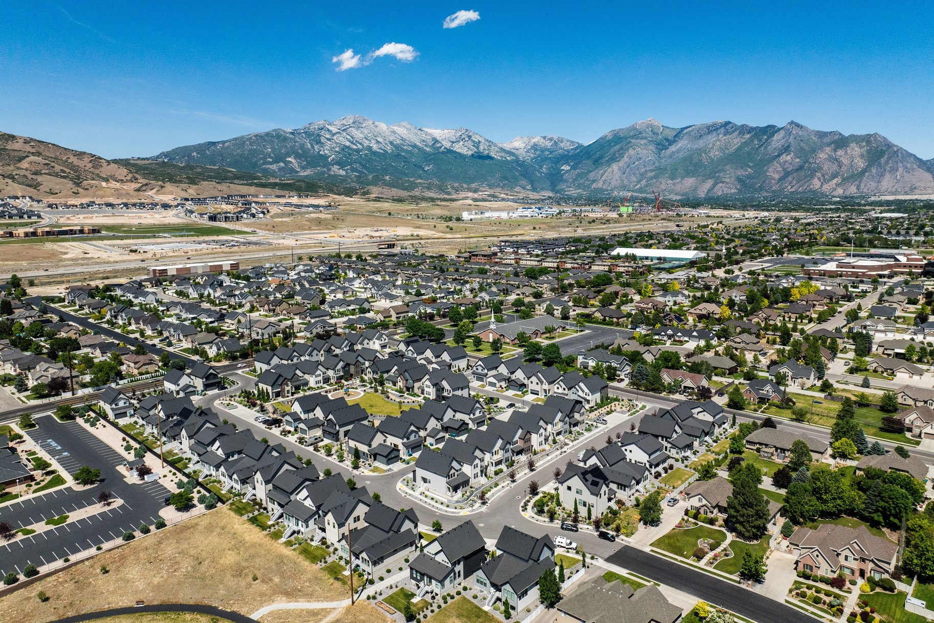 PARKVIEW COTTAGES - Residential