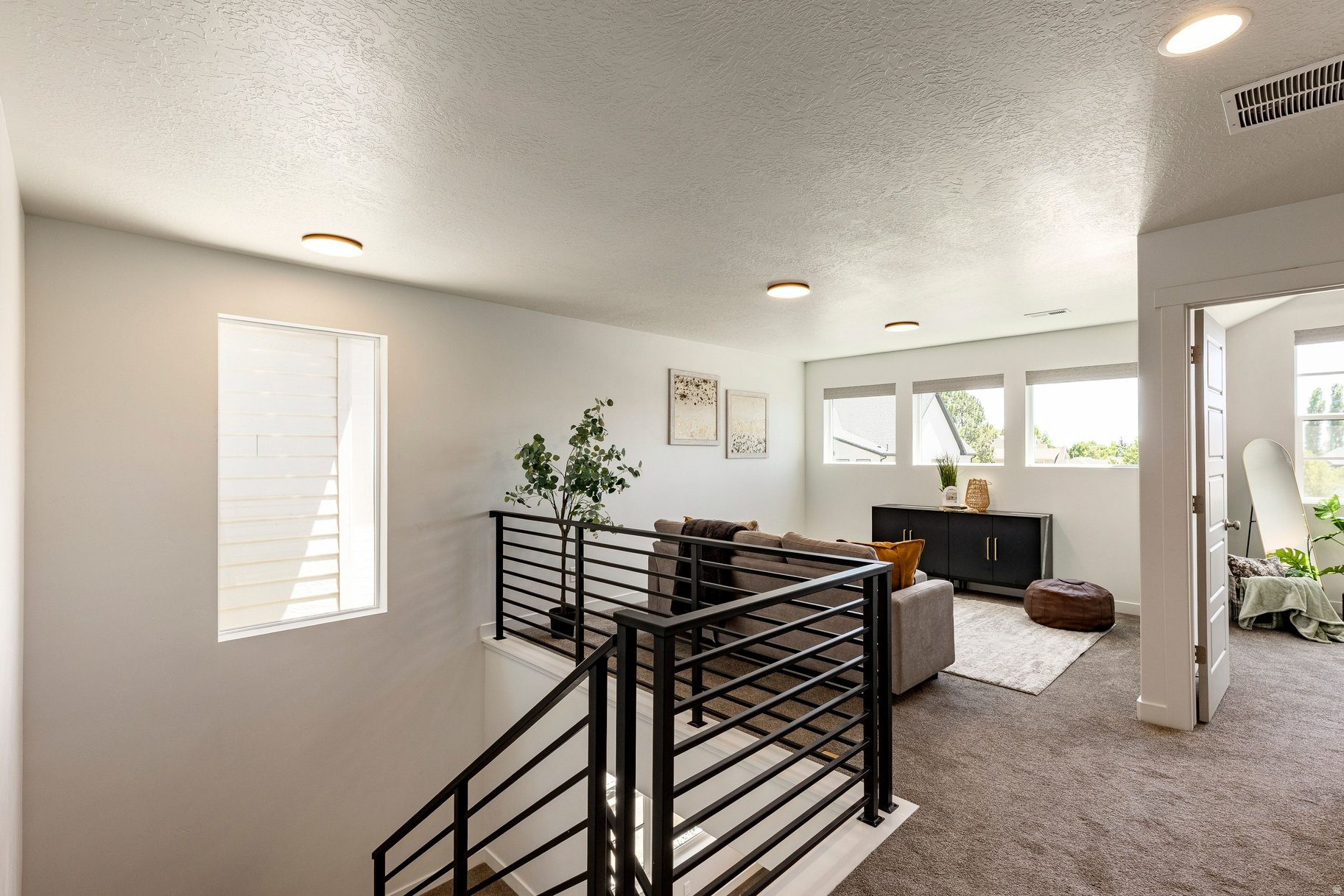 PARKVIEW COTTAGES - Residential