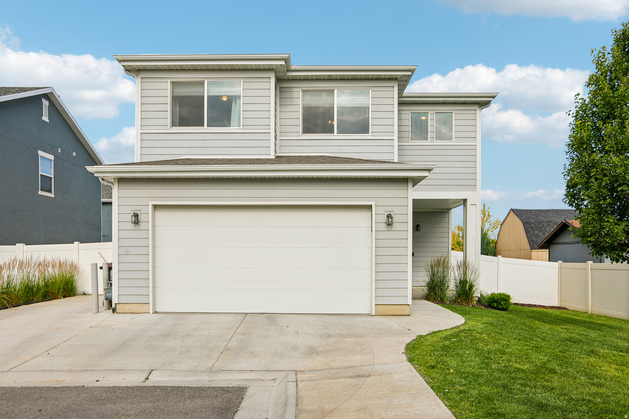Beautiful two-story home in a cul-de-sac featuring 3 bedrooms, 2.5 baths, and a versatile bonus loft. With 9-foot ceilings, contemporary finishes, abundant natural light, and new carpet, the home feels fresh, open, and spacious. The kitchen is designed for everyday enjoyment with 42-inch upper cabinets, granite countertops, and stainless-steel appliances. The primary suite offers a comfortable retreat with a separate tub and shower, dual sinks, and a walk-in closet. As the largest Boxelder Plan in the development, this upgraded home is move-in ready with no wait. Paid-off solar helps lower utility bills and adds value to the home. Conveniently located minutes from I-15 and Hill Air Force Base, and just a short 10-minute walk to the Roy FrontRunner station, it makes commuting easy. There is a POTENTAL 2.85% ASSUMABLE VA loan that could be assumed by a qualified VA individual.