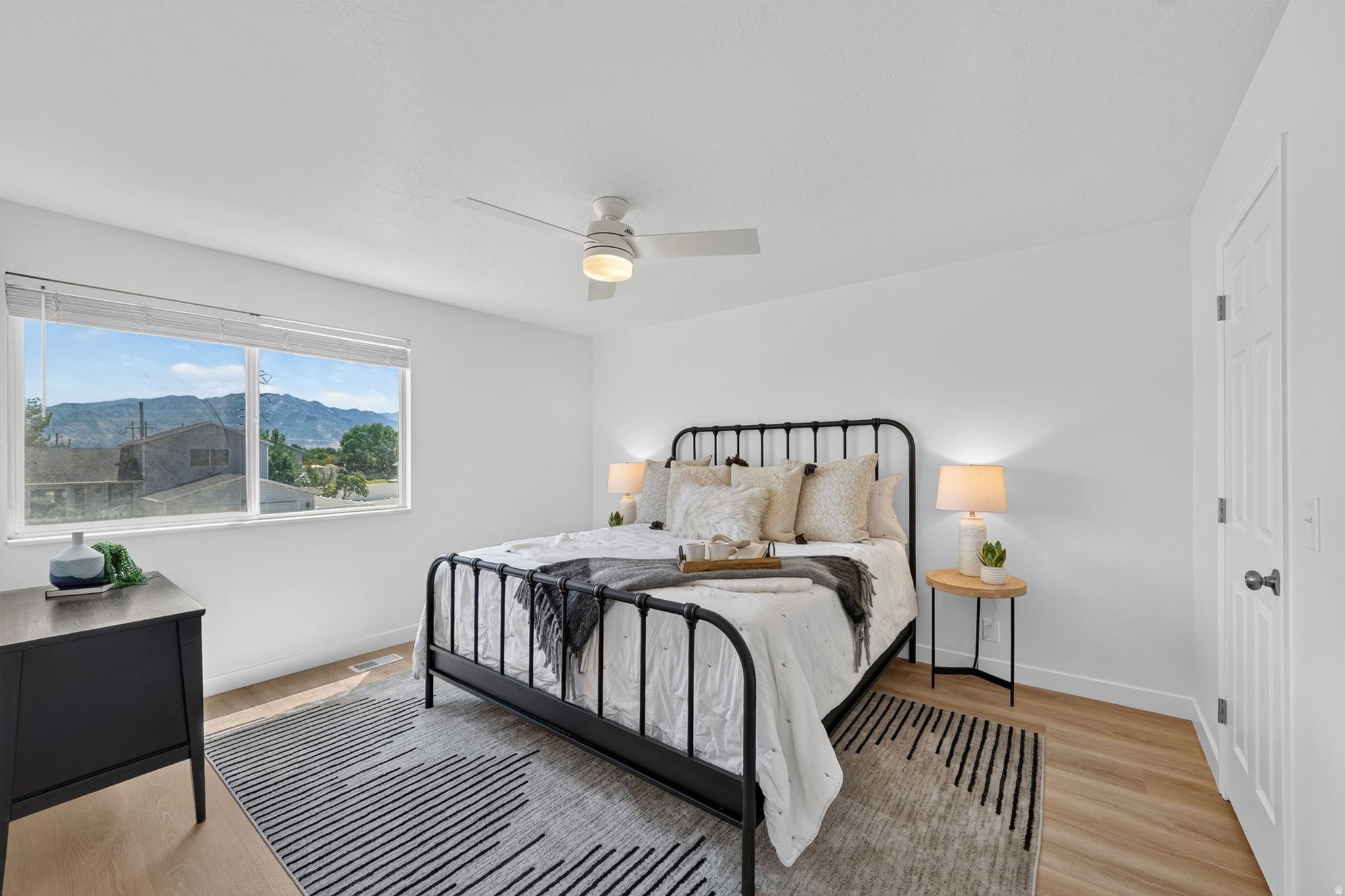 KINGSPOINTE - Residential
