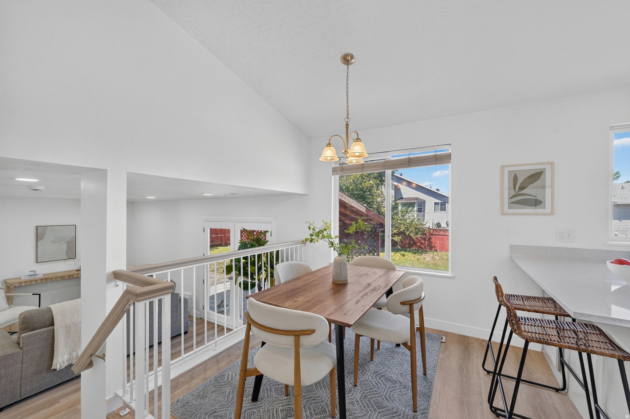 KINGSPOINTE - Residential