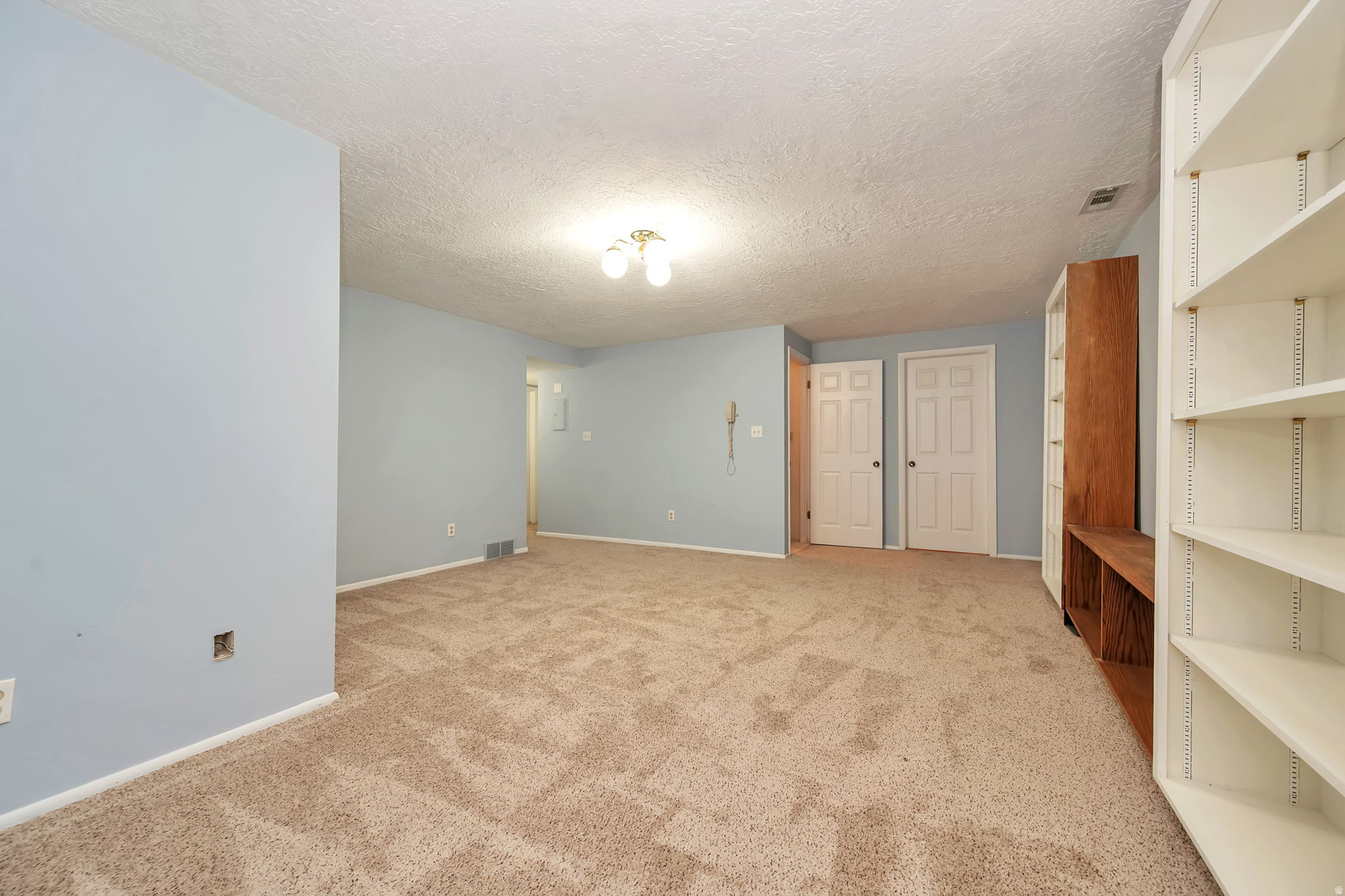 EASTGROVE - Residential