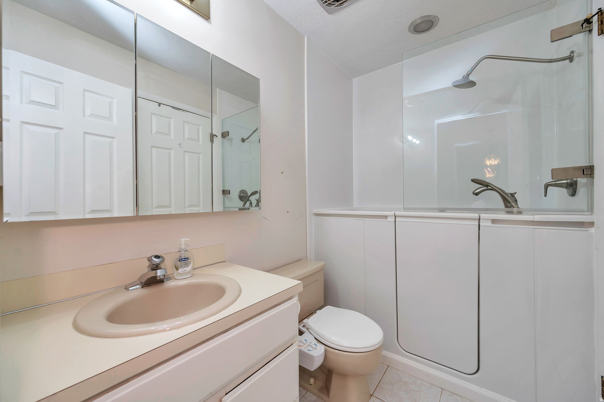 EASTGROVE - Residential