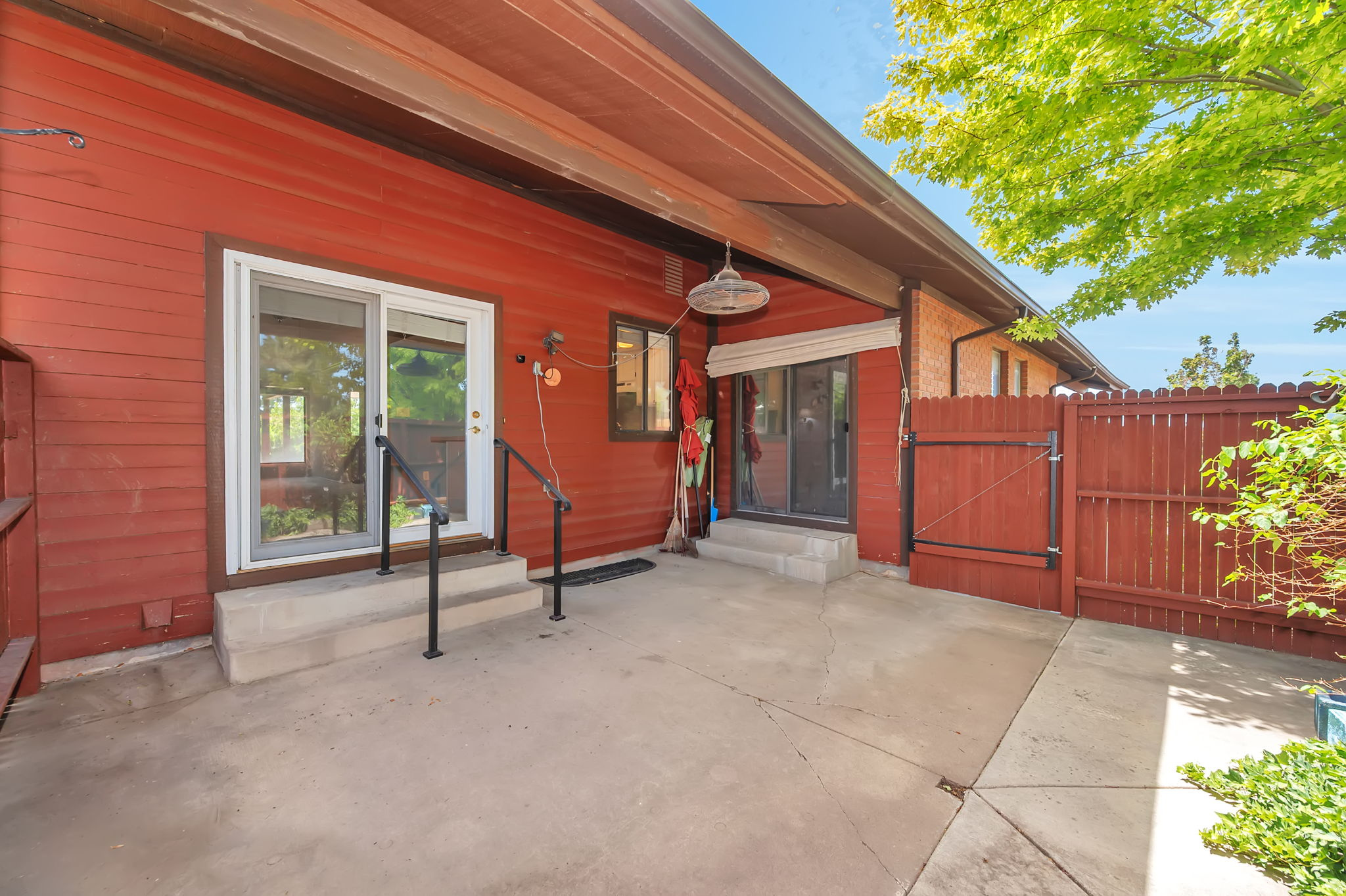 EASTGROVE - Residential