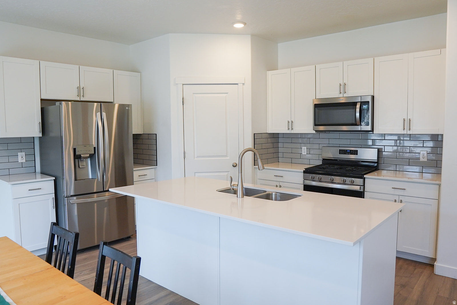 NORTHSHORE - Residential