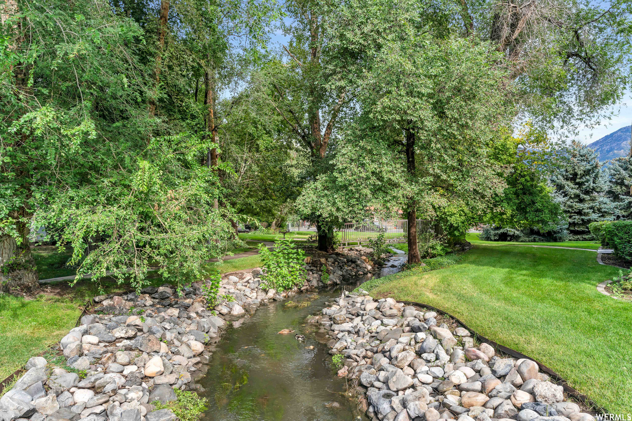 FRANKLIN PARK CONDO - Residential