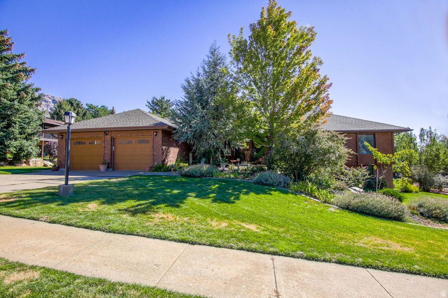 LAKEVIEW HEIGHTS - Residential