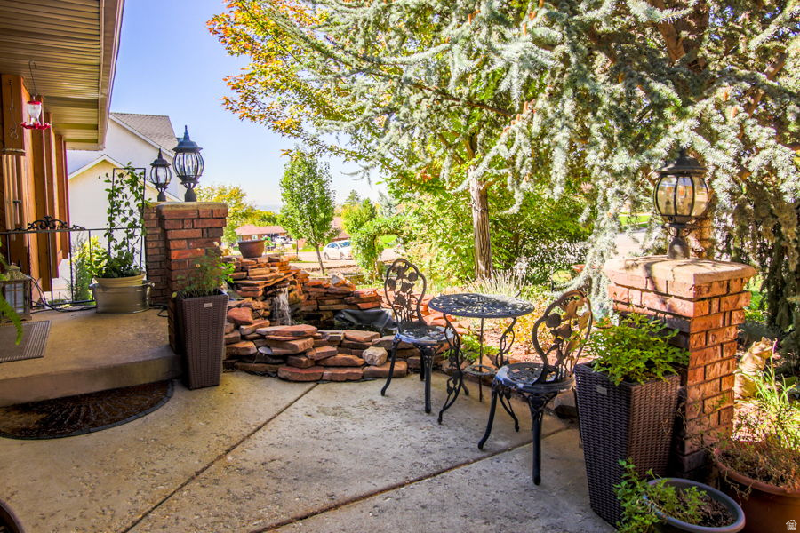 LAKEVIEW HEIGHTS - Residential