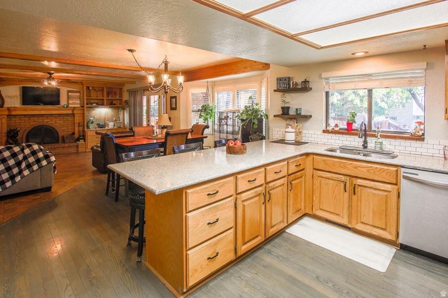 LAKEVIEW HEIGHTS - Residential