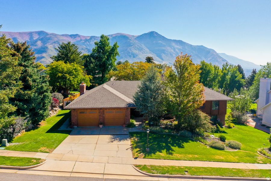 LAKEVIEW HEIGHTS - Residential