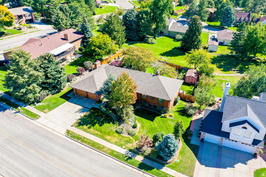 LAKEVIEW HEIGHTS - Residential